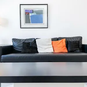  Apartament Lovely With River Views And Parking Hiszpania