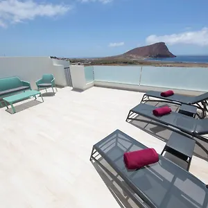 https://la-tejitas-best-sea-view-penthouse.in-canary-islands.com